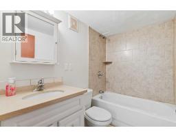 2111 5 Avenue NW, Calgary — photo 26