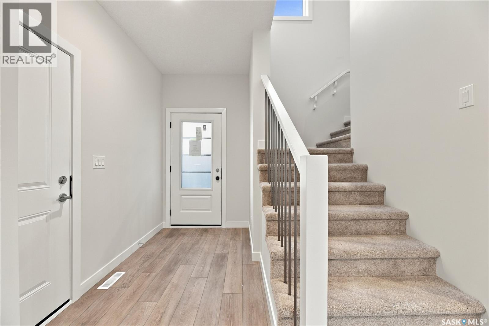 16 830 Brighton BOULEVARD, Saskatoon Saskatchewan — photo 2