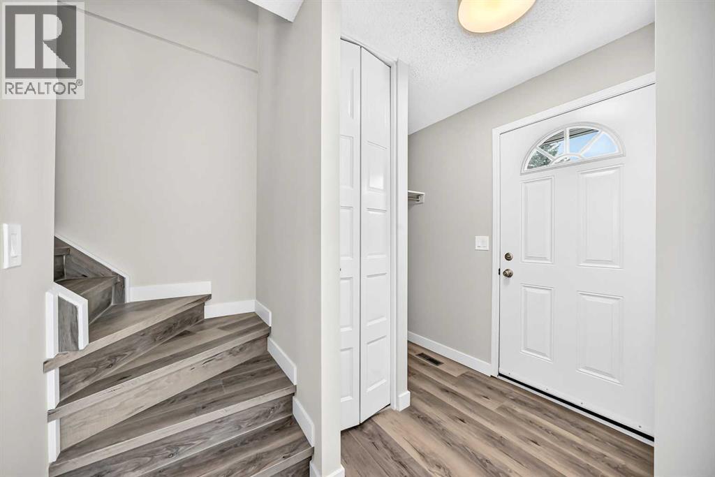 48, 195 Manora Place NE, photo 16 of 40