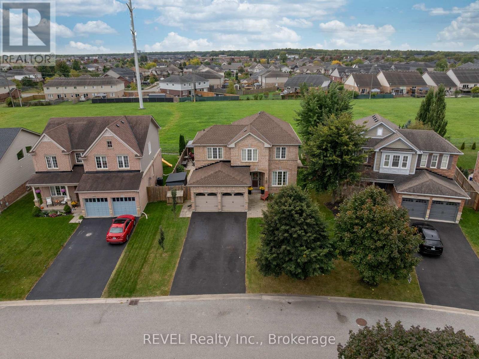 8730 MILOMIR STREET, Niagara Falls (Forestview) — photo 4