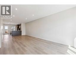 84 Livingston Parade NE, Calgary — photo 2