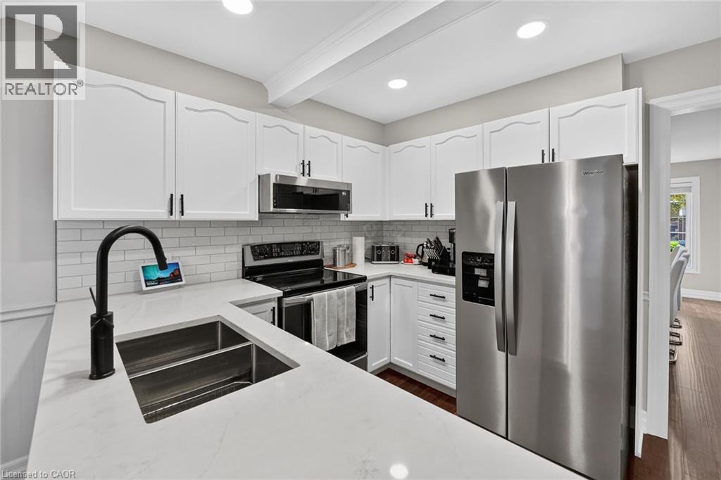 223 STAGECOACH Drive, Hamilton — photo 10