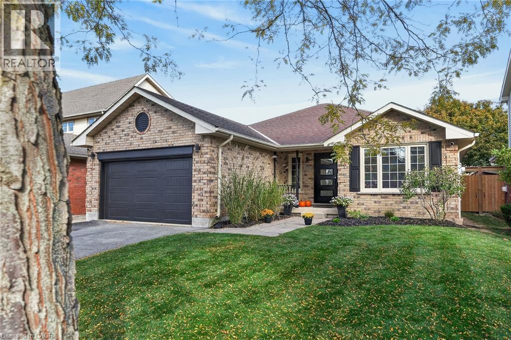 223 STAGECOACH Drive, Hamilton — photo 3