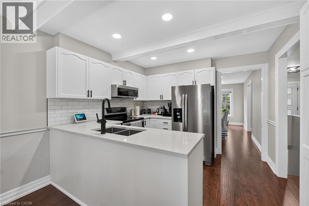 223 STAGECOACH Drive, Hamilton — photo 9