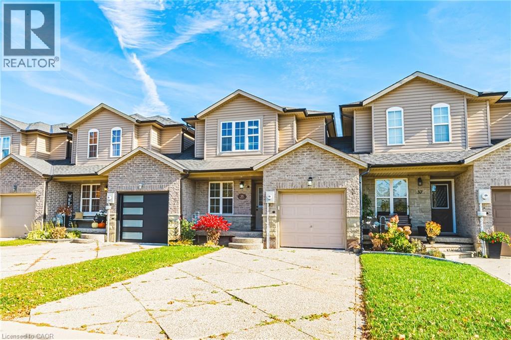 35 THAMES Way, Mount Hope — photo 3