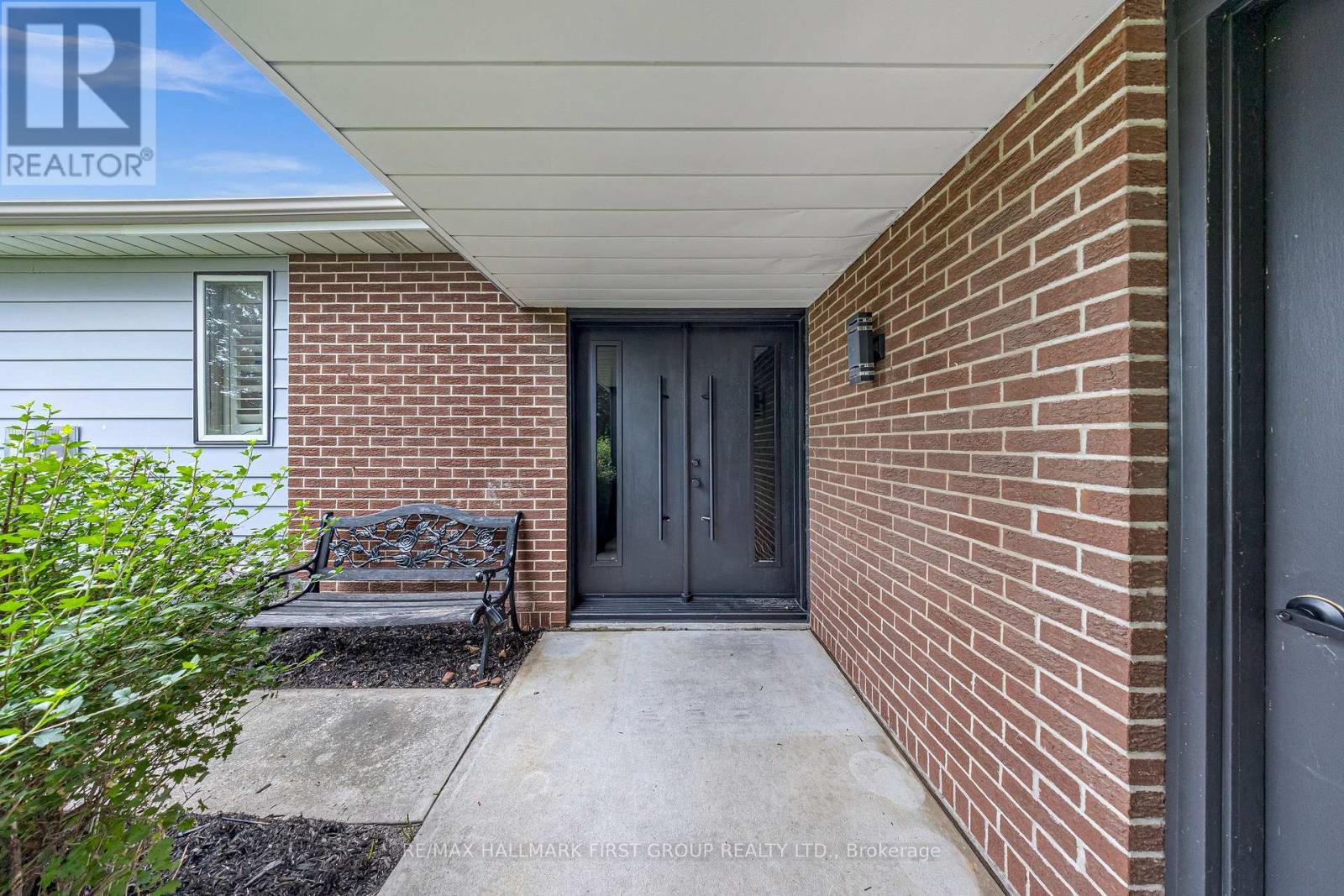 890 BRIARWOOD DRIVE, Oshawa (Pinecrest) — photo 2
