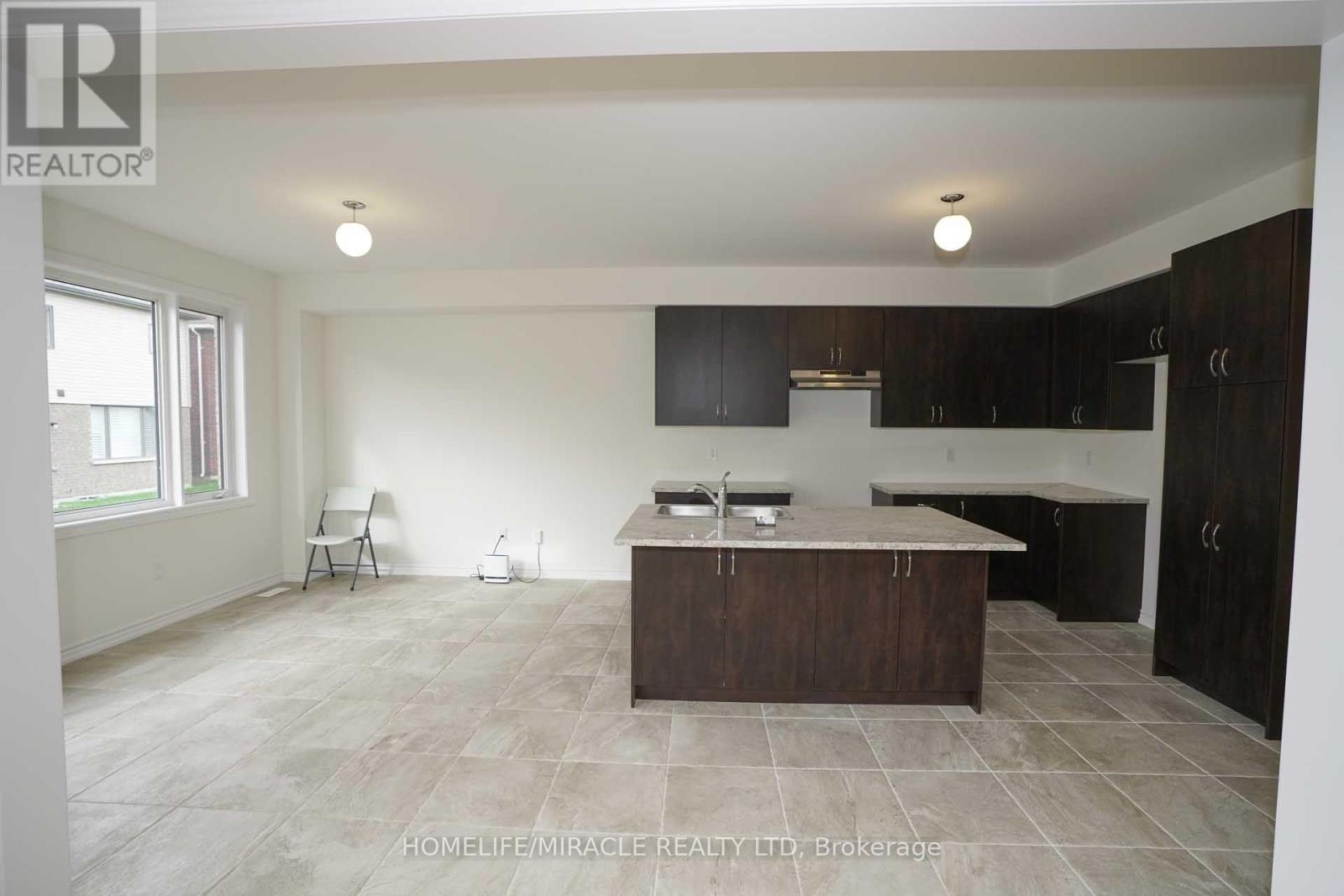 UPPER - 7 LUDLOW DRIVE, Barrie (Innis-Shore) — photo 7