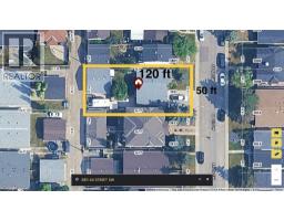 3811 44 Street SW, Calgary — photo 2