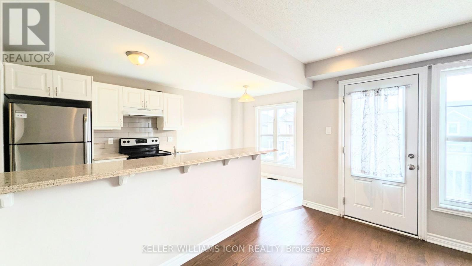83 BUFFALOGRASS CRESCENT, Ottawa — photo 6