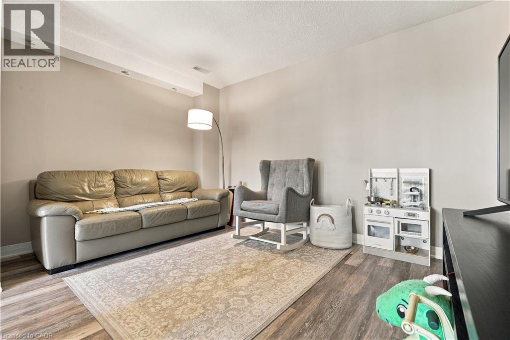 1989 OTTAWA Street S Unit# 22B, Kitchener — photo 8