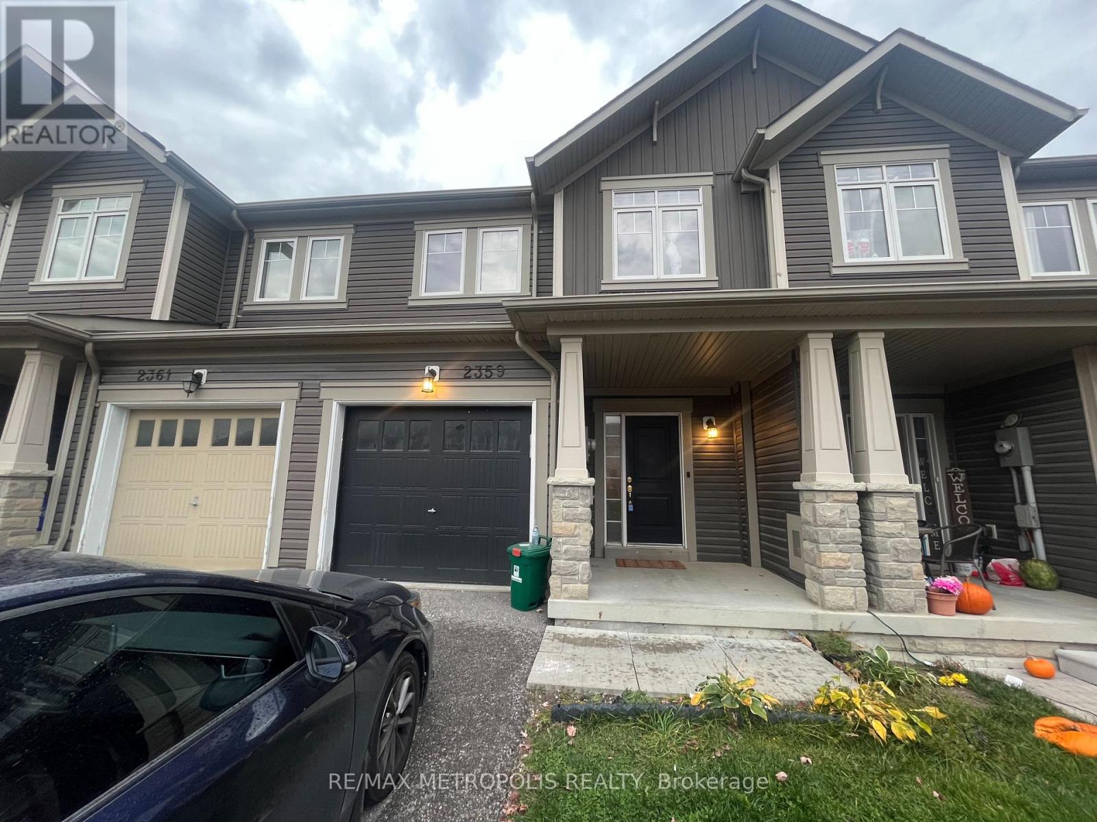 2359 Steeplechase Street, Oshawa, ON photo 1