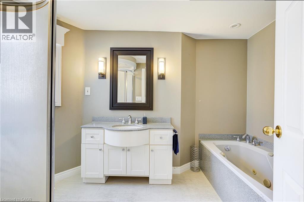 22 BLACKHORNE Crescent Unit# Upper, Kitchener — photo 10