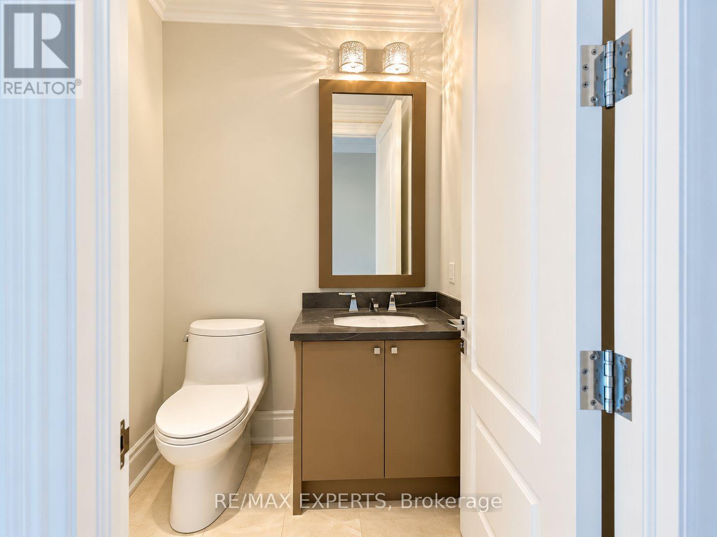 1502 - 55 SCOLLARD STREET, Toronto (Annex) — photo 12