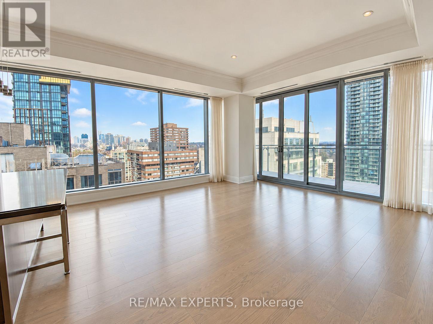 1502 - 55 SCOLLARD STREET, Toronto (Annex) — photo 4