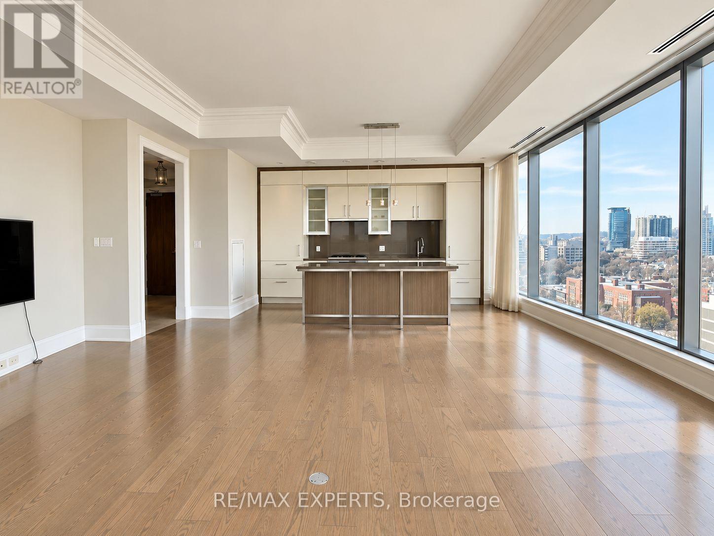 1502 - 55 SCOLLARD STREET, Toronto (Annex) — photo 6