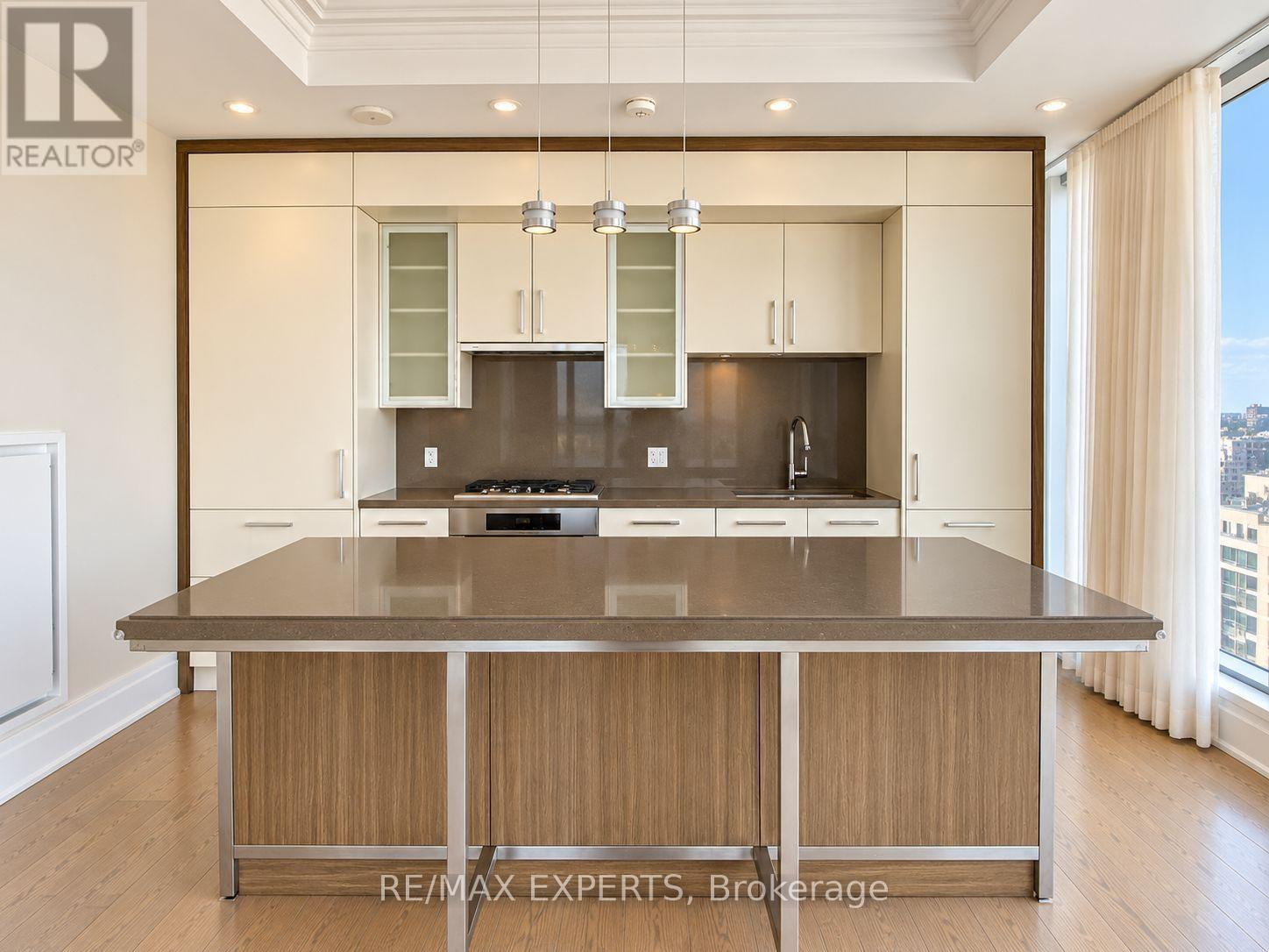 1502 - 55 SCOLLARD STREET, Toronto (Annex) — photo 8