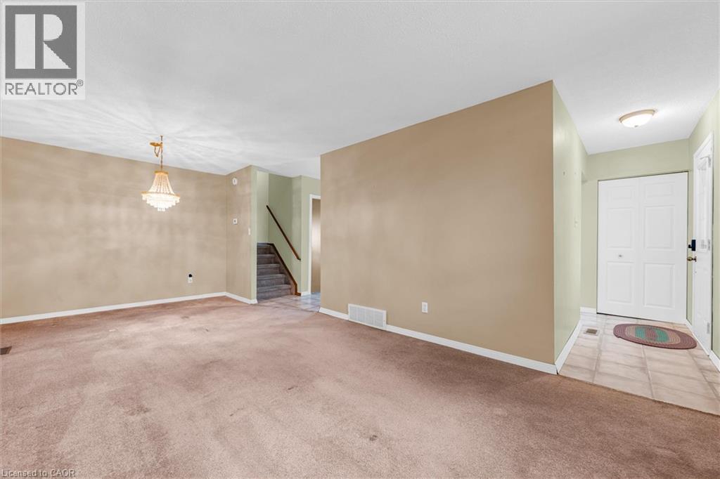 35 LESTERWOOD Street, Hamilton — photo 7