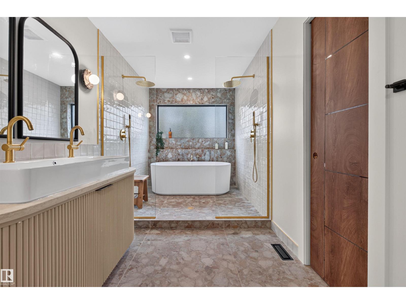 Property photograph 33 for MLS E4514280