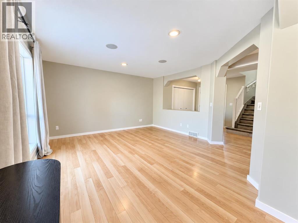 Listing photo – 6016 44 Avenue, Rocky Mountain House