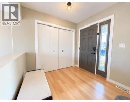6016 44 Avenue, Rocky Mountain House — photo 2