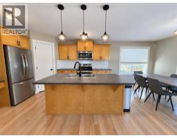 6016 44 Avenue, Rocky Mountain House — photo 4