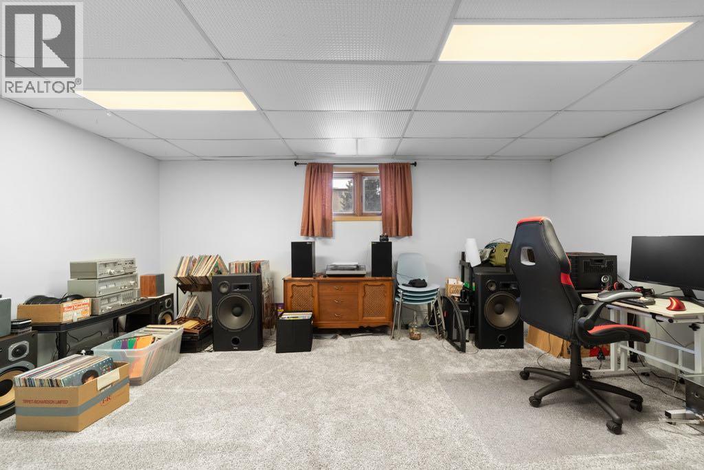 Listing photo – 4809 45 Street, Stettler