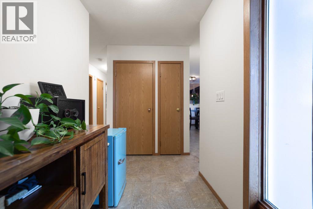 Listing photo – 4809 45 Street, Stettler