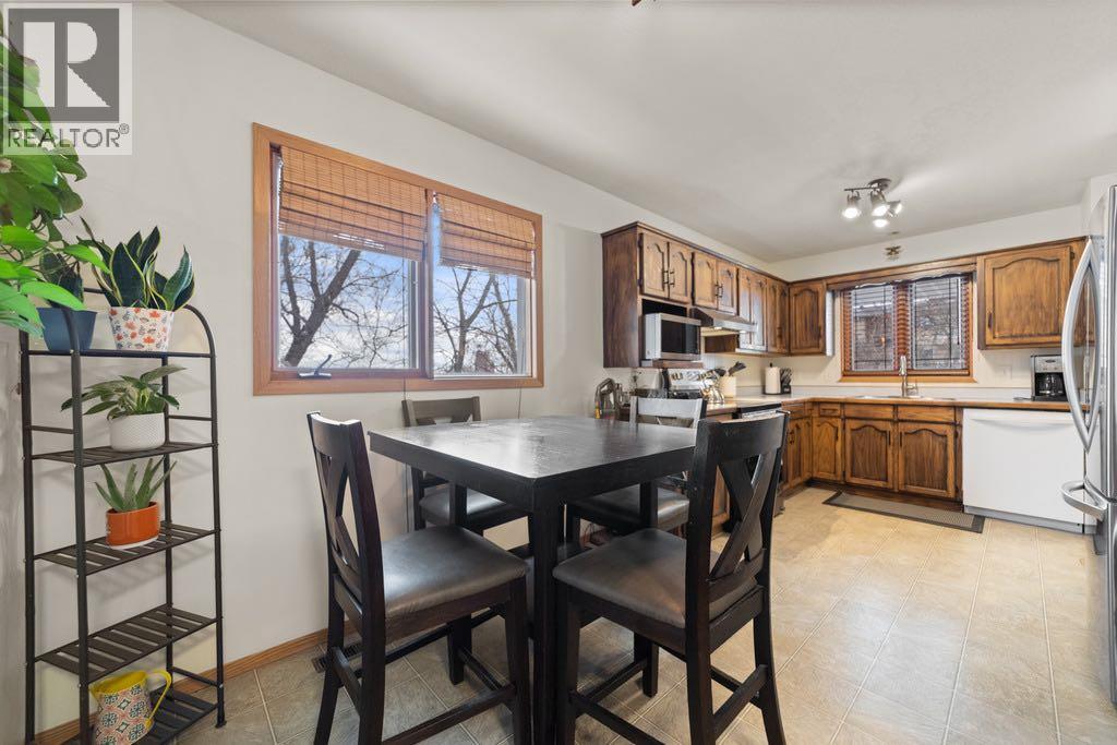 Listing photo – 4809 45 Street, Stettler