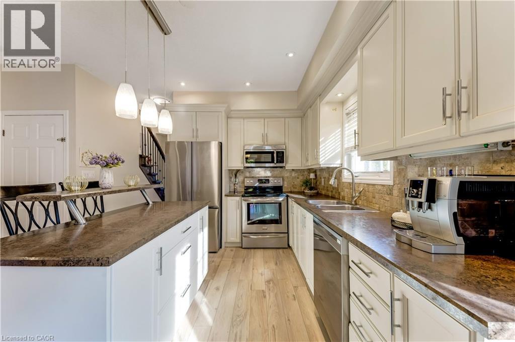 171 DAVID BERGEY Drive, Kitchener — photo 5