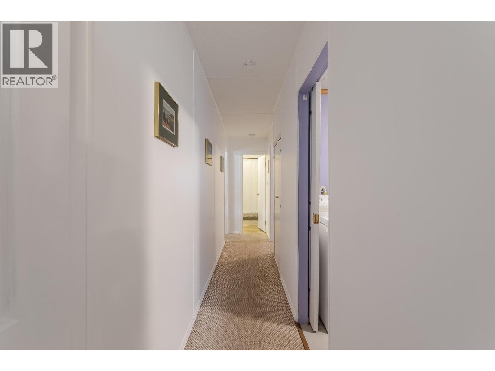 402 Conklin Avenue, Penticton - Image 1