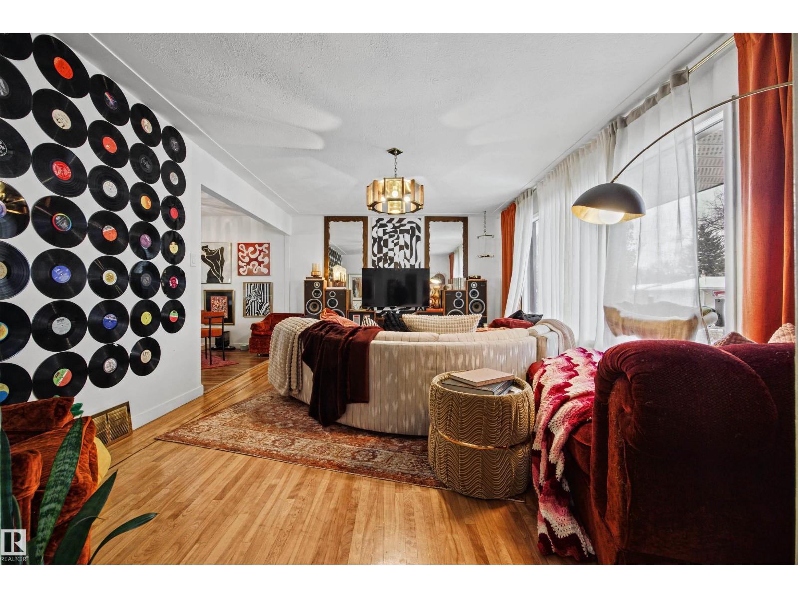 12001 49 Street NW, photo 11