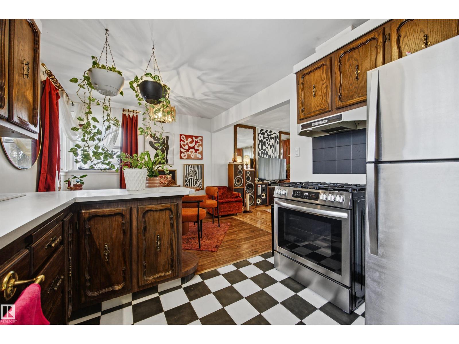 12001 49 Street NW, photo 19