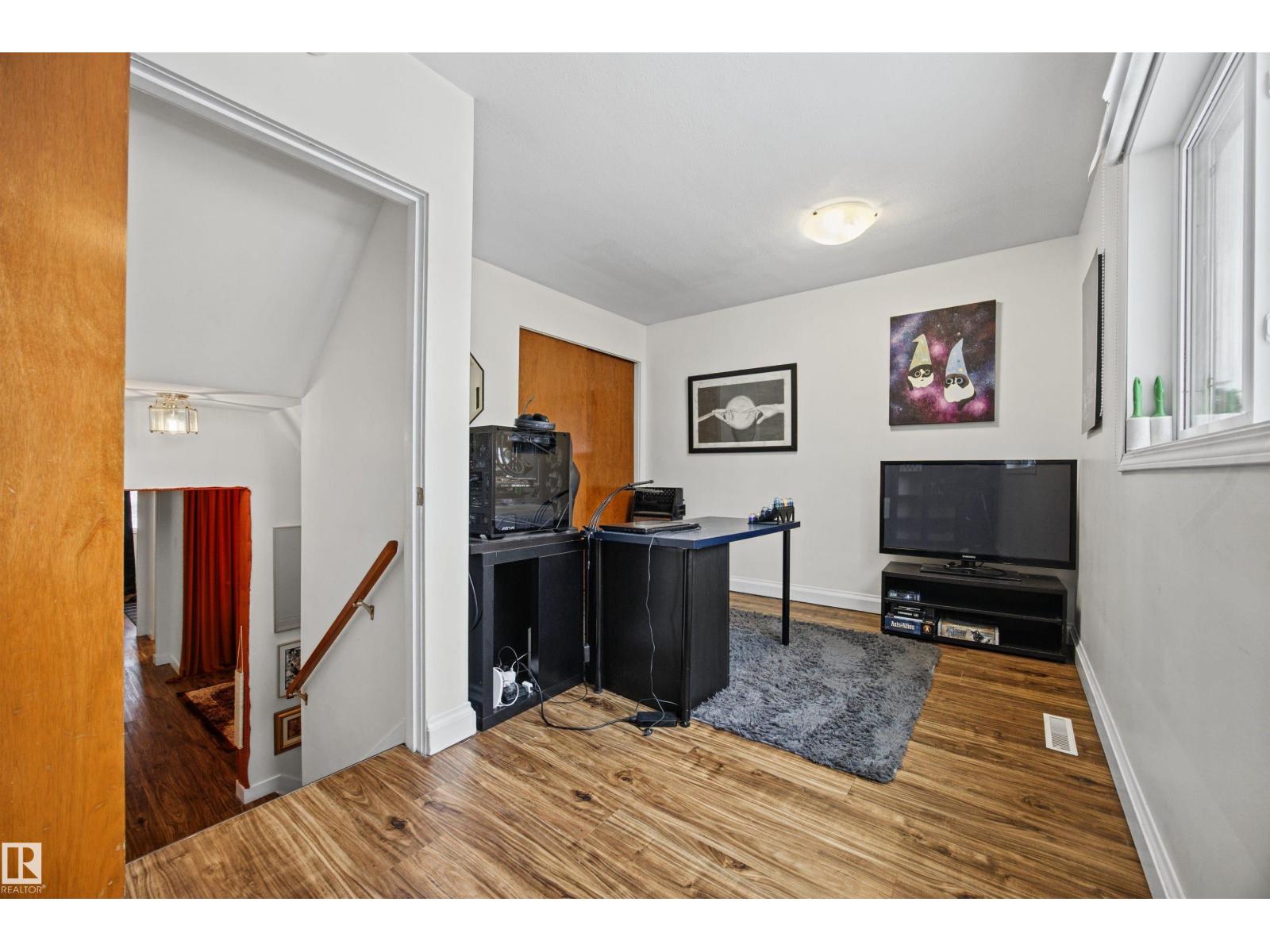 12001 49 Street NW, photo 28