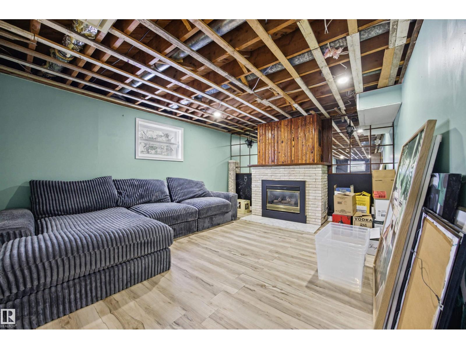 12001 49 Street NW, photo 36