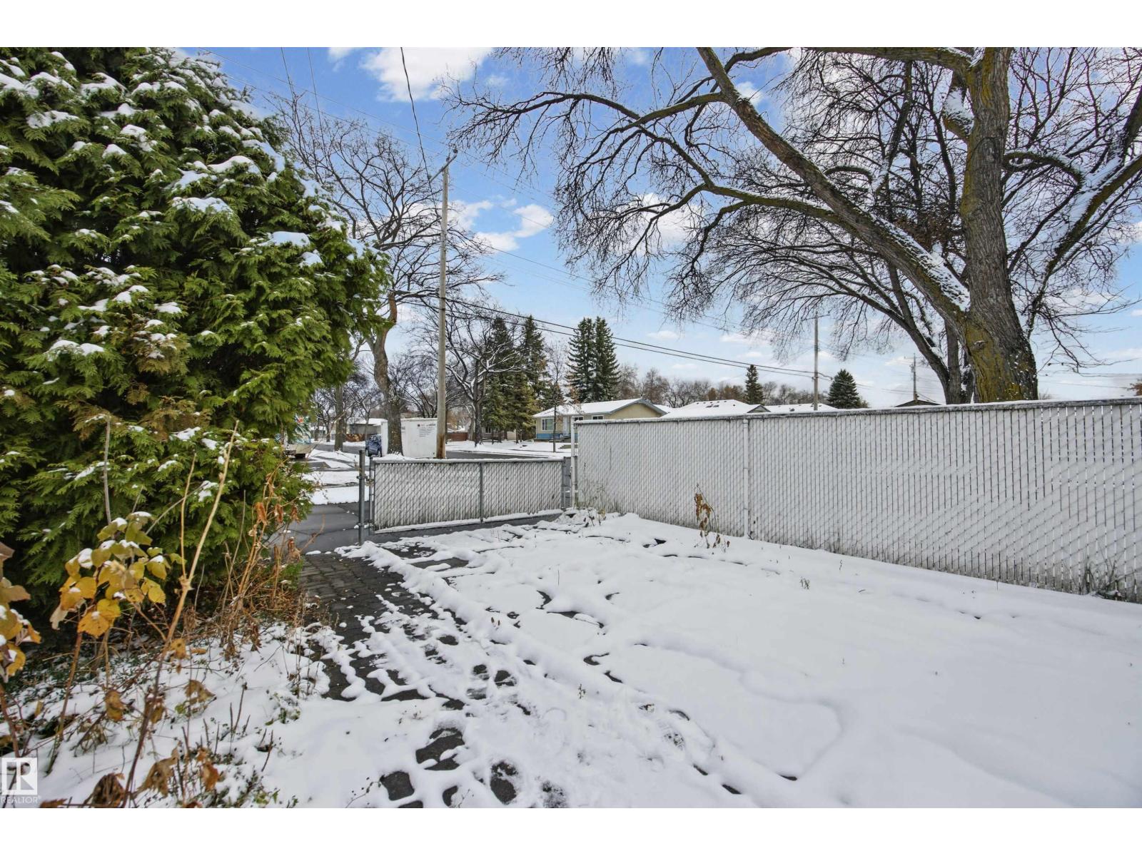 12001 49 Street NW, photo 51