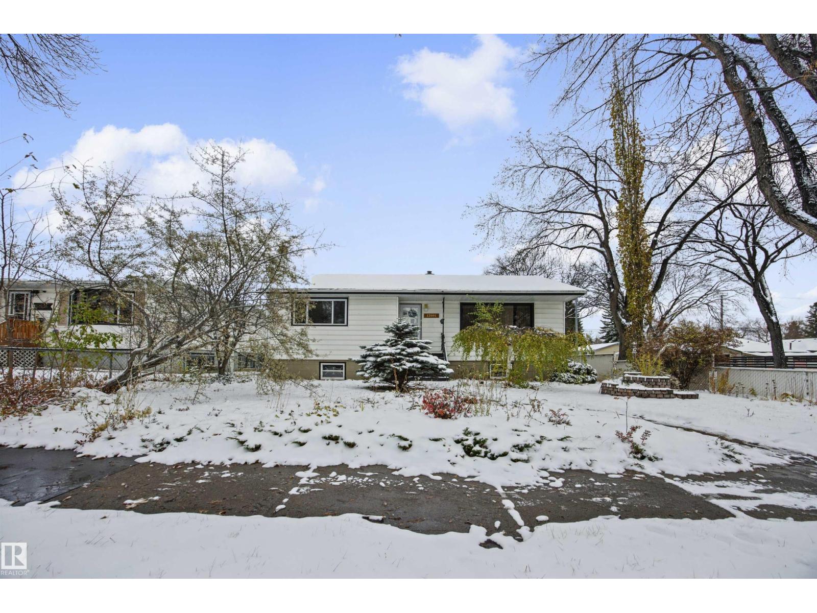 12001 49 Street NW, photo 6