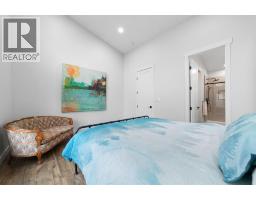 59 Lakeview Court, White Sands — photo 16