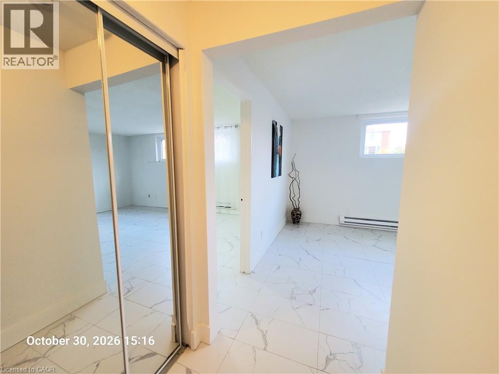 155 CHANDLER Drive Unit# 1, Kitchener — photo 4