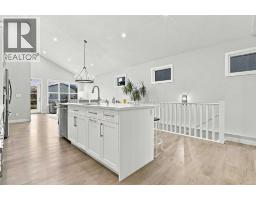 218 Cranbrook Park SE, Calgary — photo 7