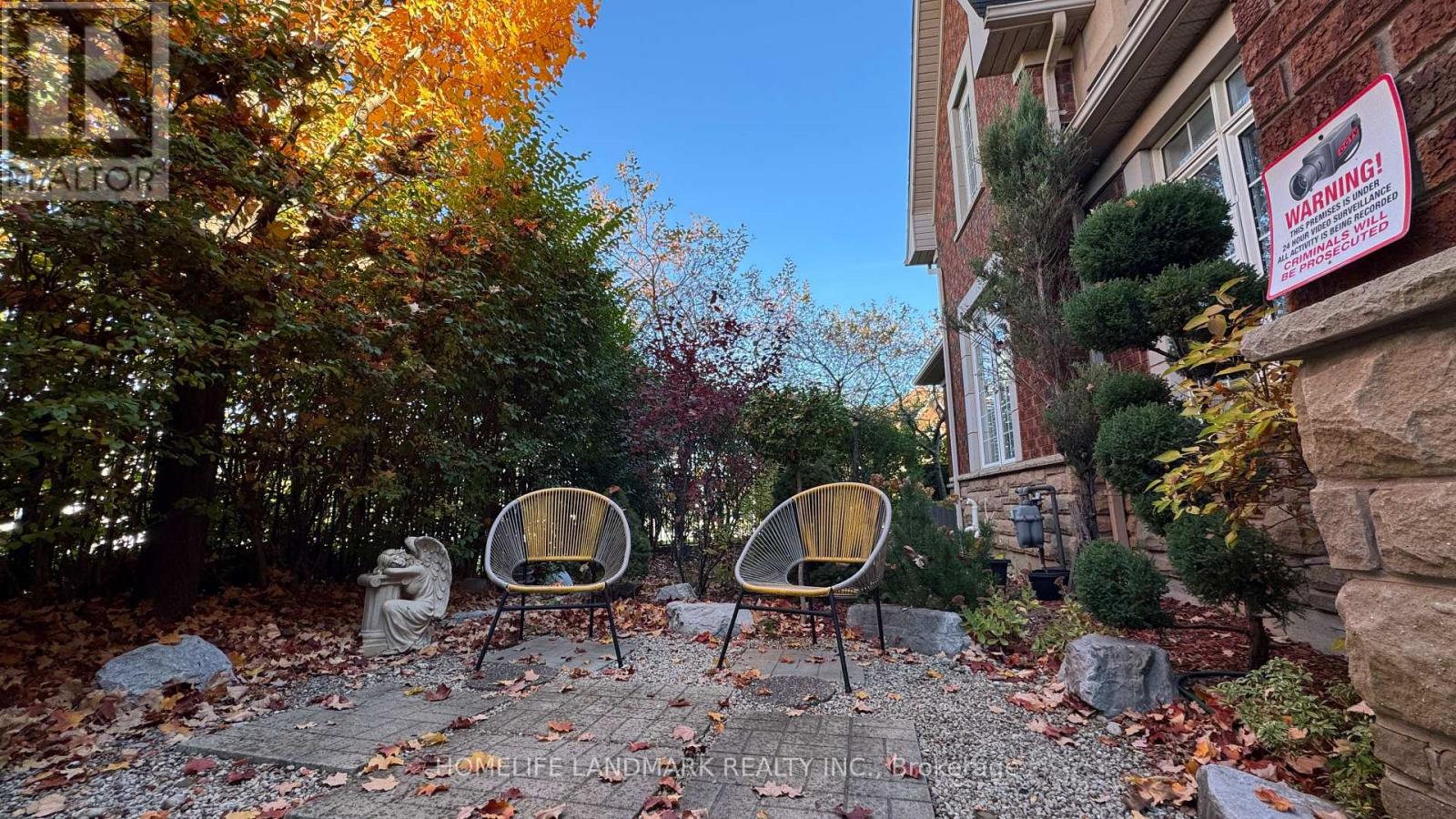 Photo of 3432 EGLINTON AVENUE W