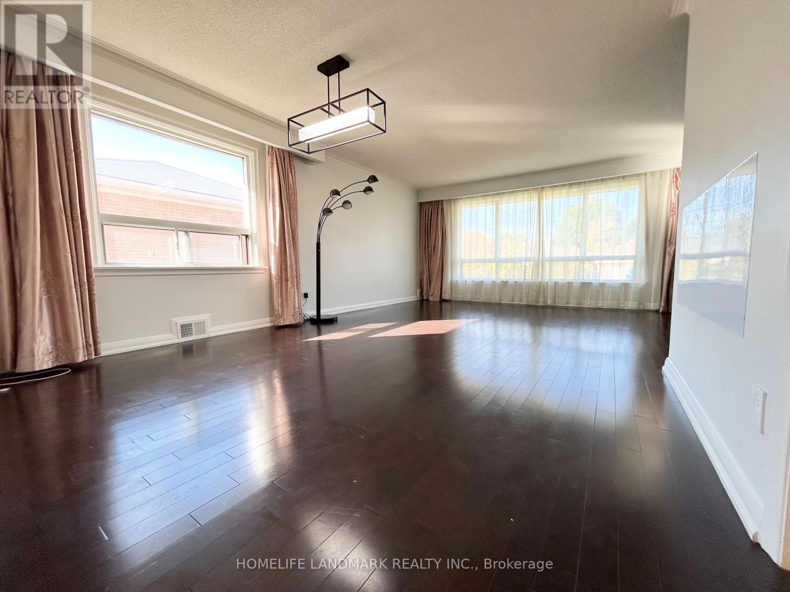 77 SEARLE AVENUE, Toronto (Bathurst Manor) — photo 7