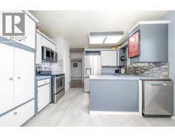 1301 3 Avenue NE, Medicine Hat — photo 17