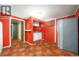1301 3 Avenue NE, Medicine Hat — photo 24