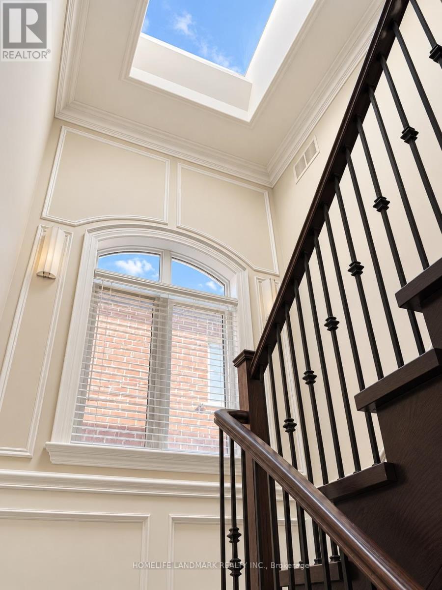 19 FRONTIER DRIVE, Richmond Hill (South Richvale) — photo 4