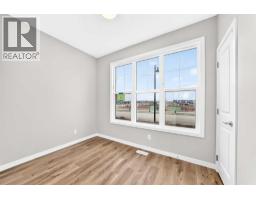 28 Mercado Road SE, Calgary — photo 18