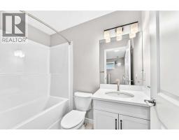 28 Mercado Road SE, Calgary — photo 35