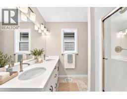 28 Mercado Road SE, Calgary — photo 7