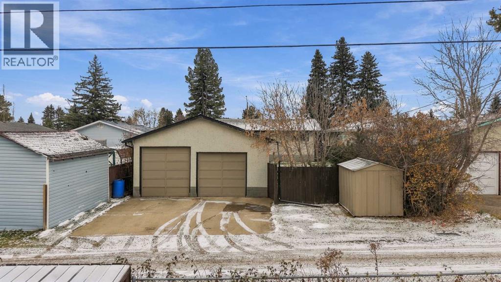 Listing photo – 5030 56 Avenue, Rimbey