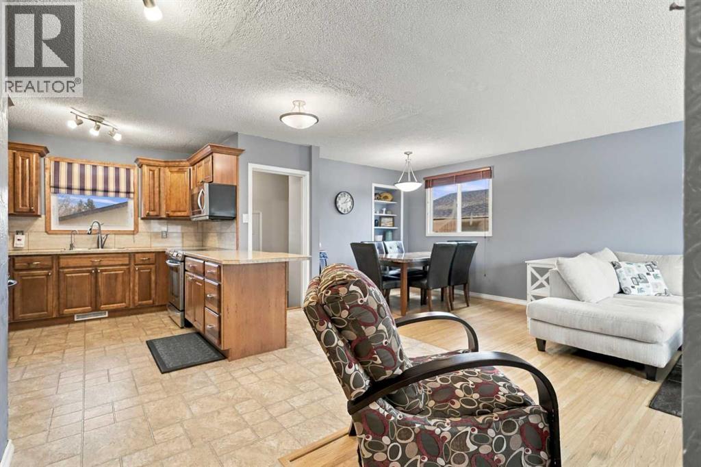 Listing photo – 5030 56 Avenue, Rimbey