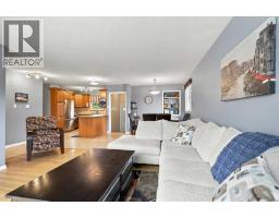 5030 56 Avenue, Rimbey — photo 4